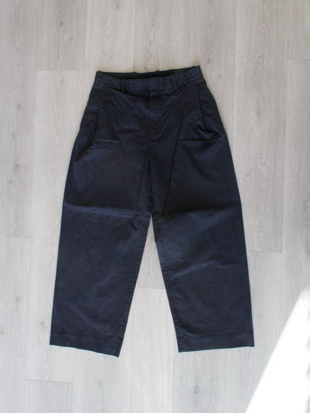 COS Cotton Relaxed Fit Pants Black 32R Tapered Trousers